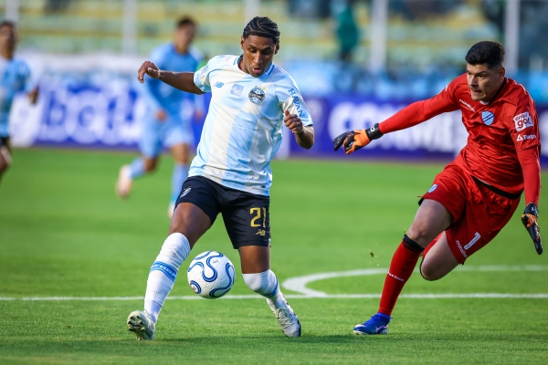 Grêmio perde por 3 a 2 para o Bolívar pela repescagem da Sula