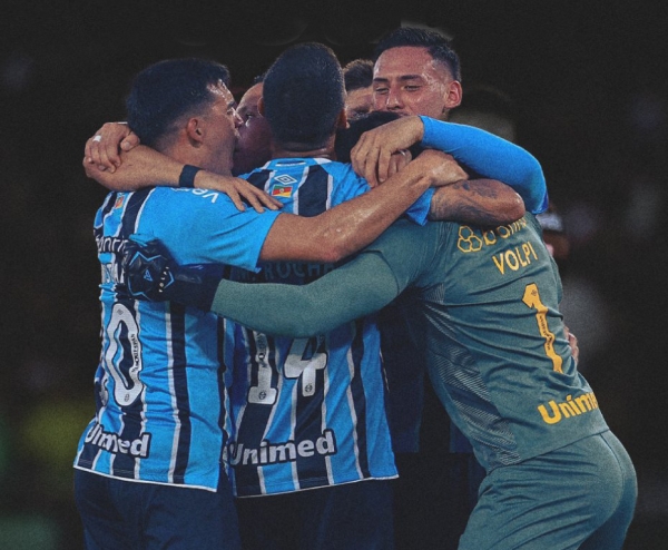 Com gol de Volpi, Grêmio busca o 1 a 1 com o Mengo