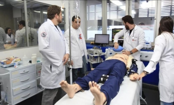 Governo federal cancela edital para novos cursos de Medicina