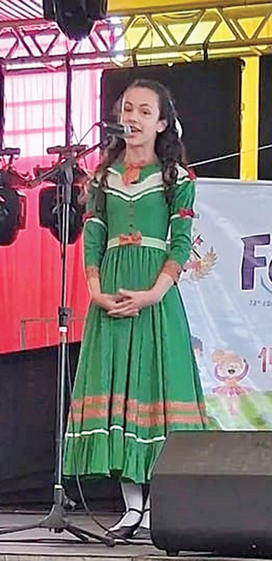 Isabele Henriques premiada no Fecart