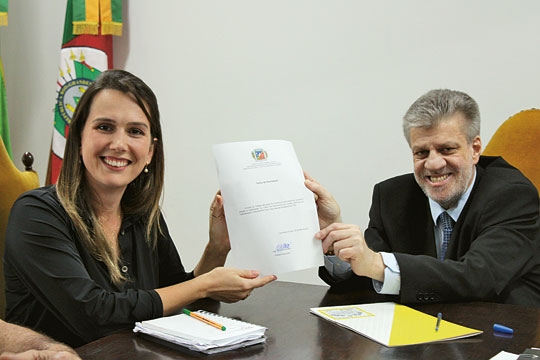Zé autoriza atendimento do TEAcolhe