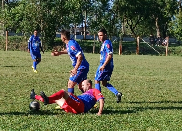 Veterano 40 começou com 15 gols