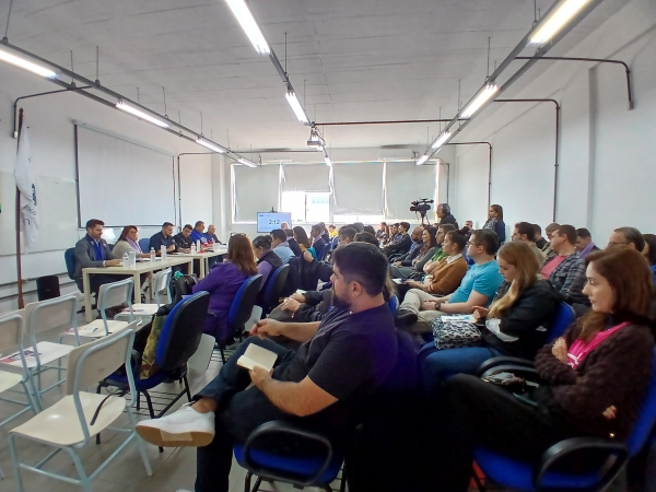 Candidatos à reitoria da UFSM debateram no campus de Cachoeira do Sul