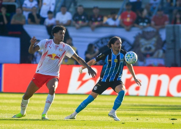 Grêmio perde no fim por 1 a 0 para o Bragantino