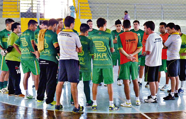 Bombeiros fecham também o Derlizão