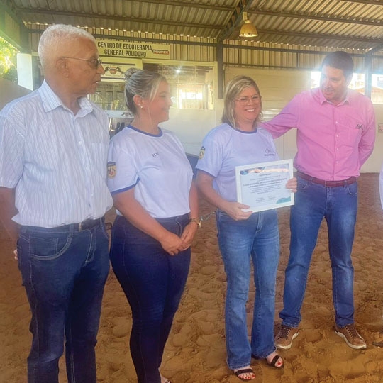 Corsan apoia a equoterapia