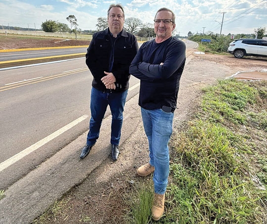 Deputado Cláudio Tatsch acompanha obra da UFSM