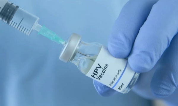 Saúde convoca adolescentes para vacinação contra HPV