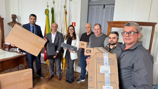 Governo compra 48 computadores para a Saúde