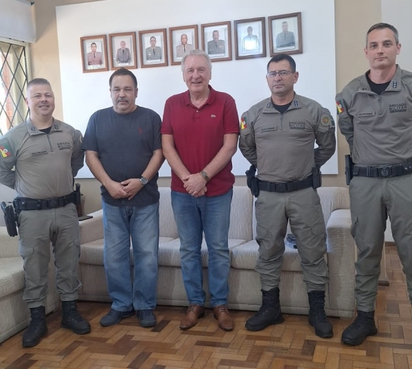 Fenarroz visitou o novo comandante da Brigada Militar