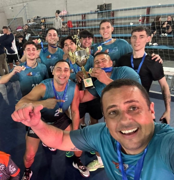 EVG é campeã regional de vôlei masculino
