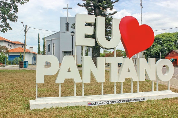 Hermanos acharam Pantano Grande