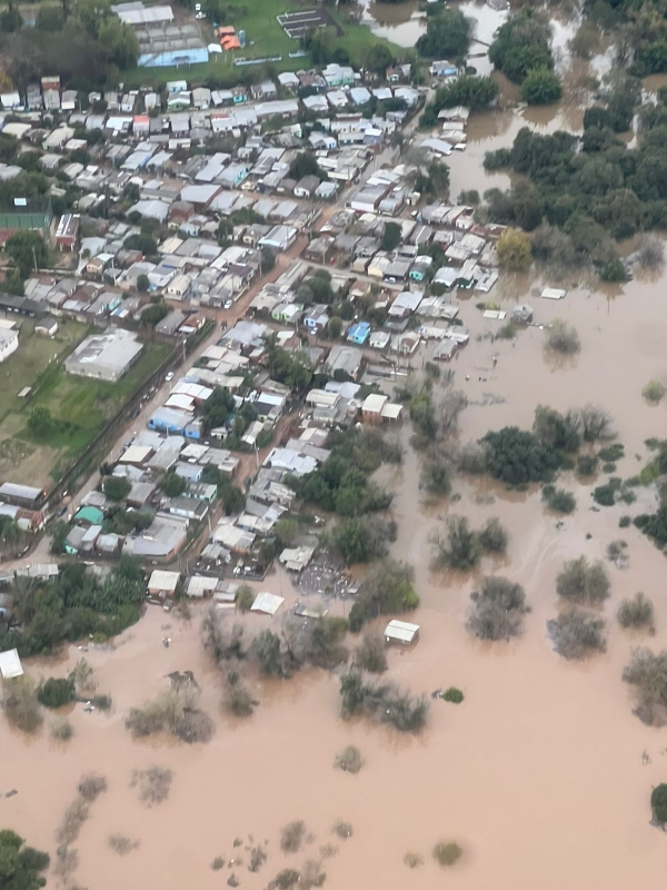Rio Jacuí baixou mais 30 centímetros durante o dia neste domingo 