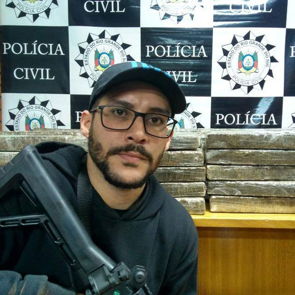 Escrivão Júlio Meira é destaque na Polícia Civil