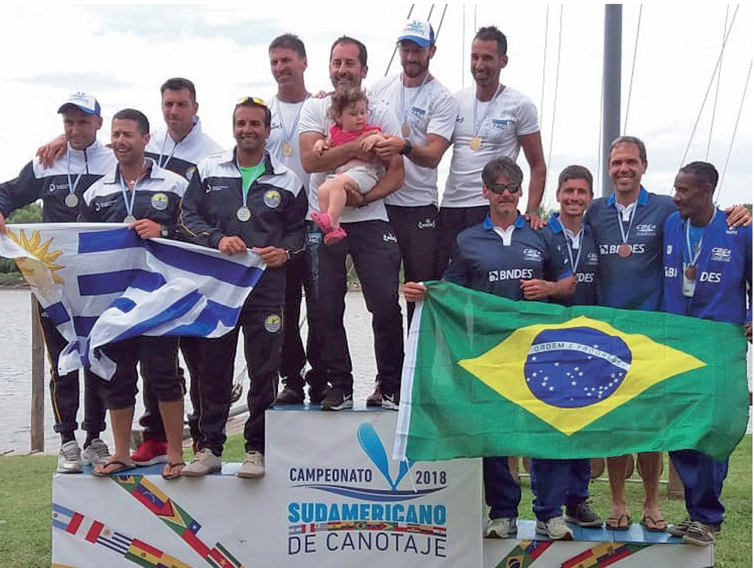 Palito volta com quatro medalhas da Argentina