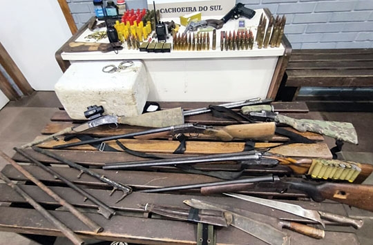Operação da BM apreende sete armas em Cachoeira