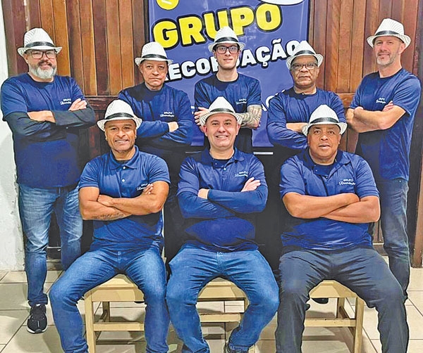Recordar é viver