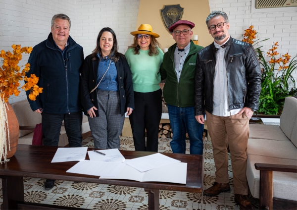 Farsul prepara livro para celebração de centenário