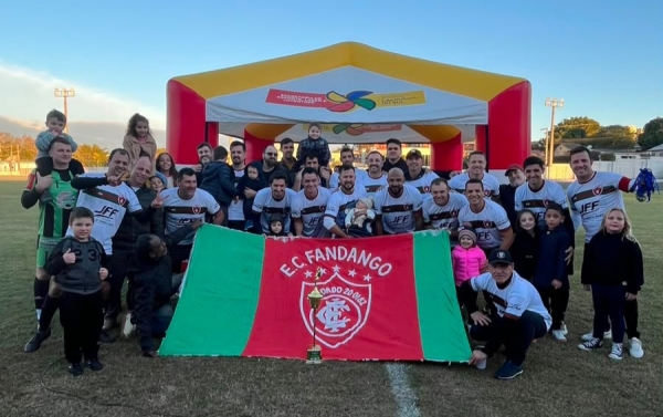 Digital Alves é campeão do Quarentão em cima do São Lourenço 