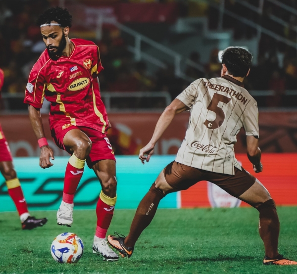 Time de Chrigor perde primeiro jogo da final da Copa Shopee