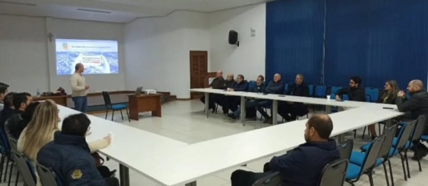 Prefeitura reúne entidades empresariais para discutir mudanças no FAPS