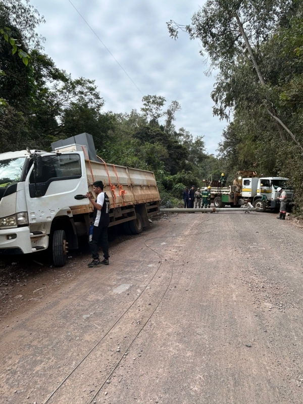 Liberado o trânsito na Estrada da Praia Nova