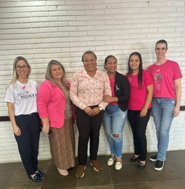 Encontro Outubro Rosa reuniu 61 participantes