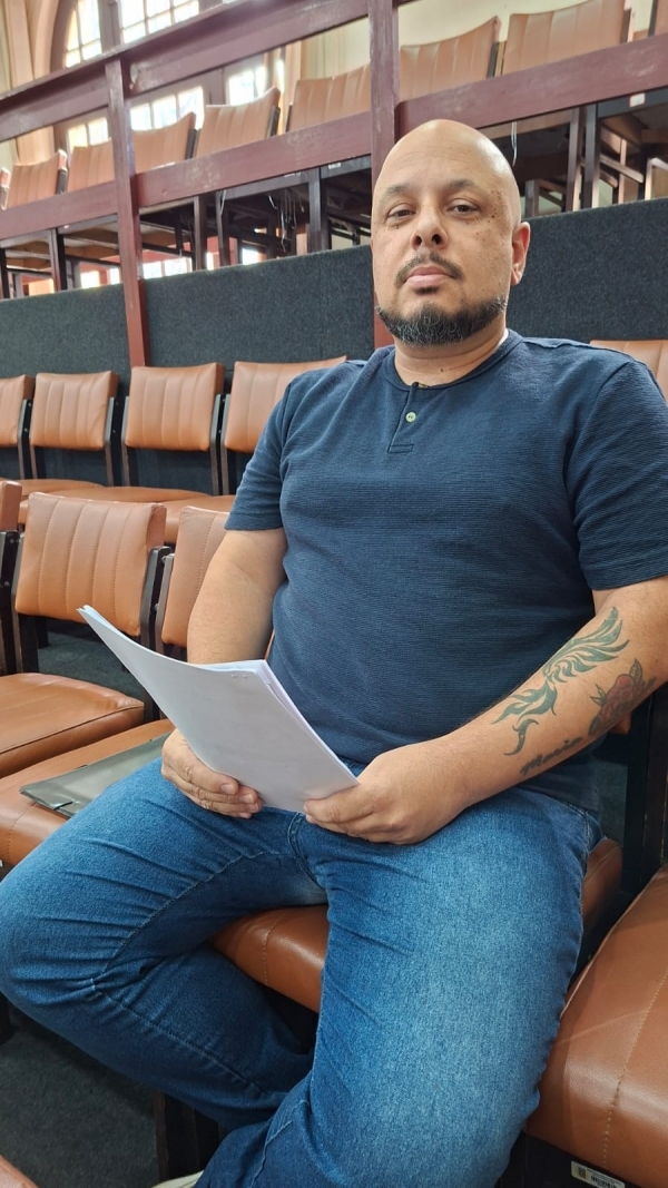 Monitores preparam ação por gratificação especial