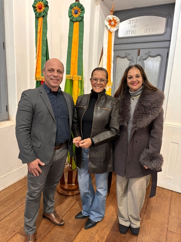 Contadora de histórias Rosane Röesing será patrona da Feira do Livro de Cachoeira do Sul