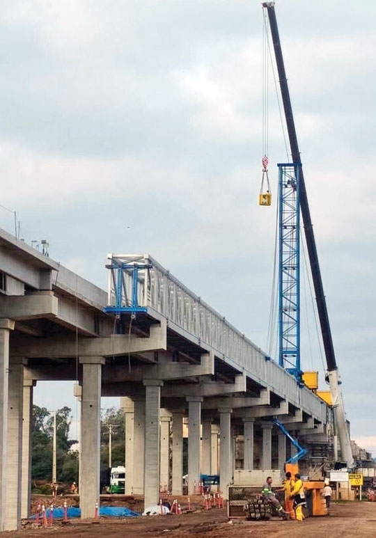 Construtoras seguem obras na Ponte do Fandango