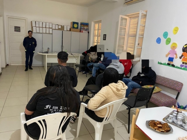 Adolescentes são orientados sobre o trânsito em Cachoeira