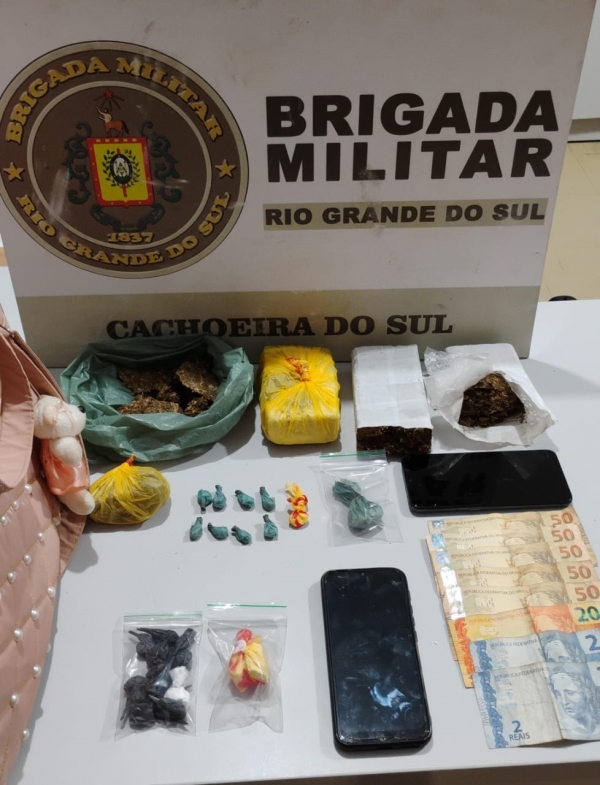 Suspeitos de tráfico são presos pela BM