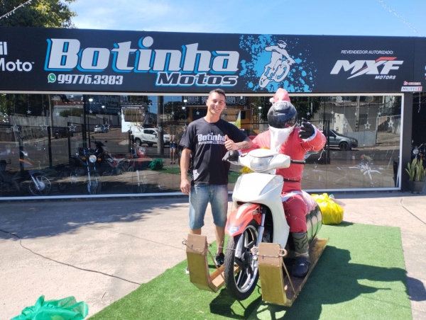 Botinha Motos lança campanha de Natal com Papai Noel Motoqueiro
