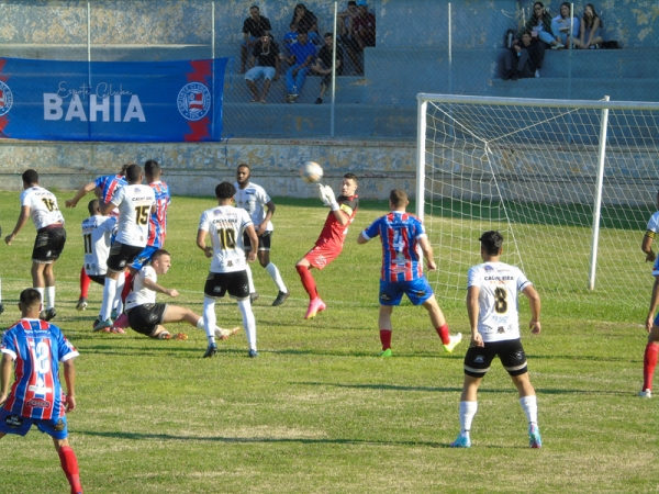 Cachoeirão 2025 começa com vitórias de Tupinambá, Bahia e Elite