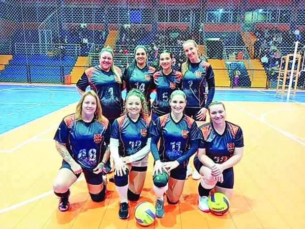 Vôlei da Limecs definirá campeões no Ginásio Derlizão