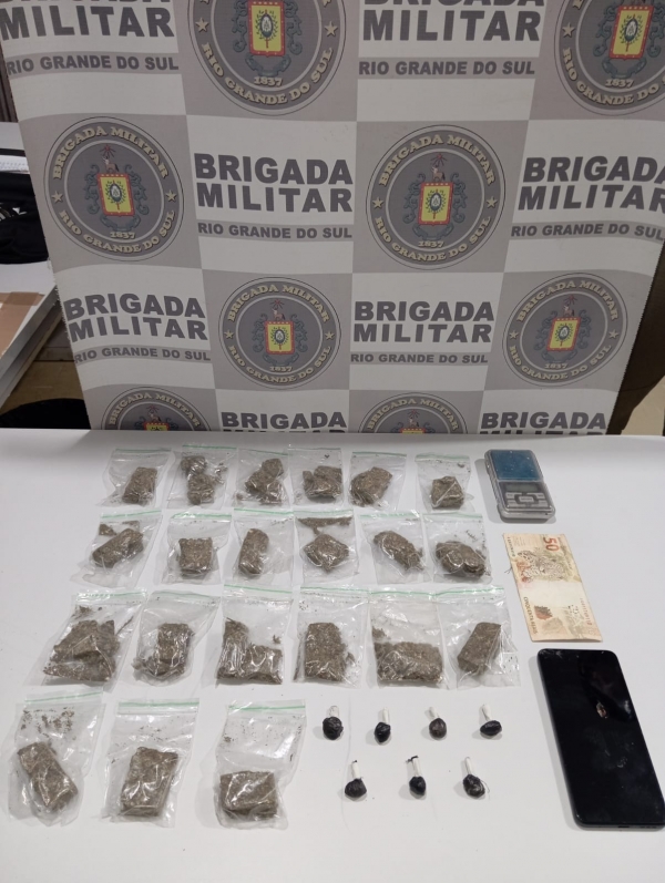 Suspeito de tráfico é preso pela Força Tática 