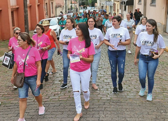 Caminhada abre o Dia Internacional da Mulher em Cachoeira