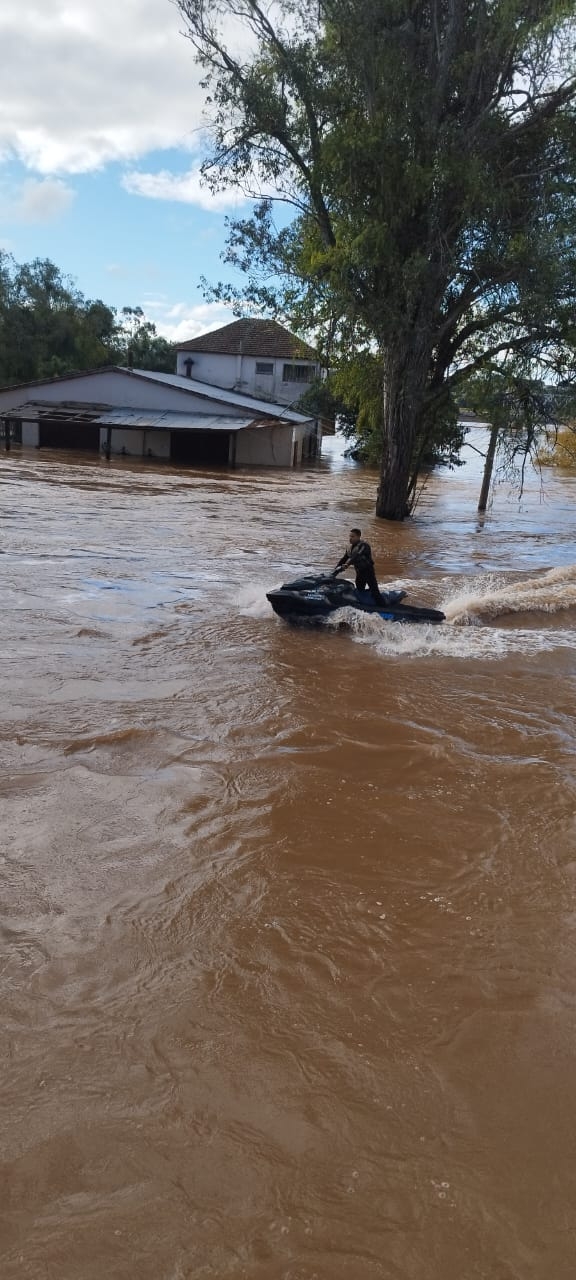 Corsan mantém abastecimento com apoio do Exército em Cachoeira 