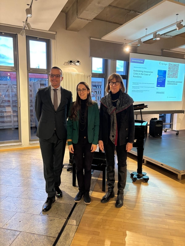 Professora da UFSM-CS lança livro em parceria com universidade alemã