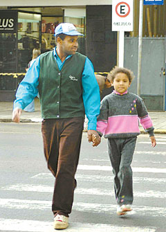 Leitora pede mais atenção nas faixas