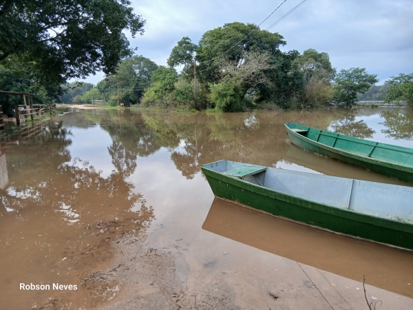 Rio Jacuí subiu mais durante a noite em Cachoeira 