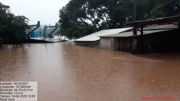 Rio Jacuí sobe 13,5 centímetros por hora em Cachoeira do Sul 
