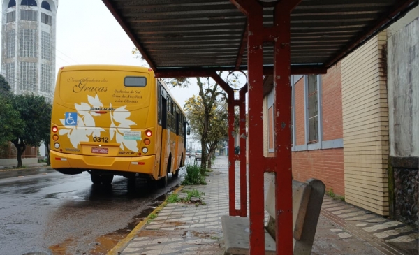 Leitora reclama de atrasos no transporte coletivo