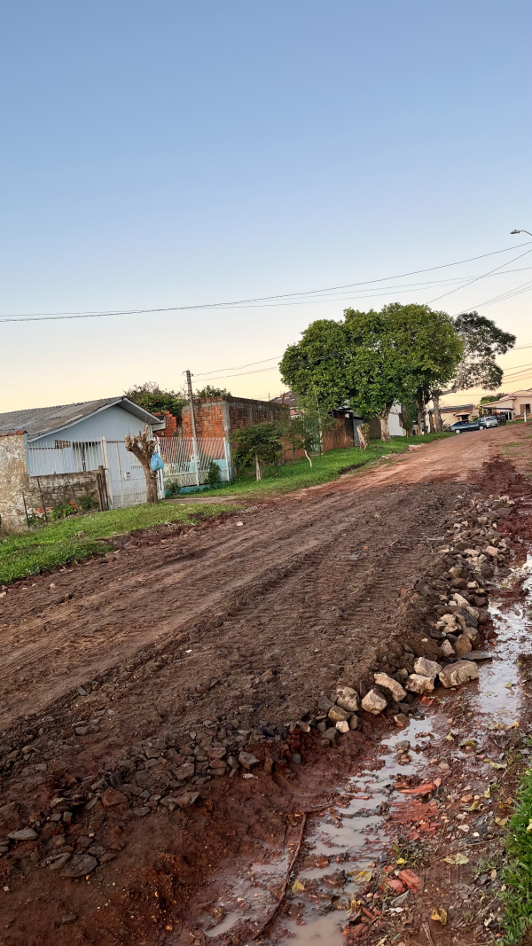 Situação de rua no Bairro Soares indigna morador 