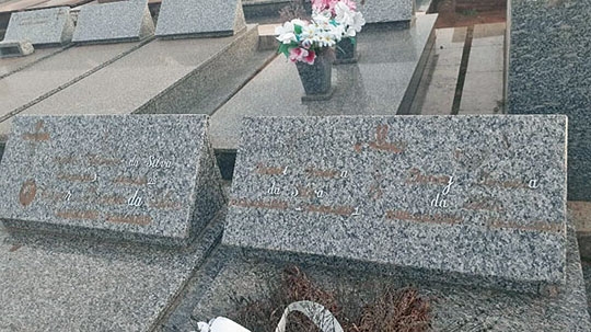 Cemitério é saqueado em Três Vendas