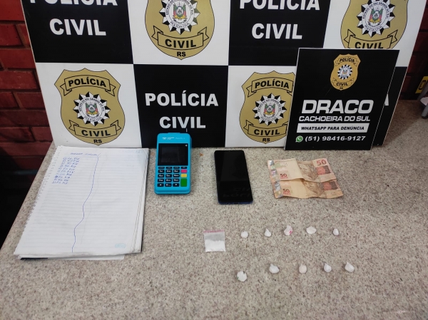 Suspeito de tráfico é preso no Bairro Oliveira 