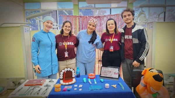 Feira das Profissões da Ulbra movimentou mais de 300 alunos