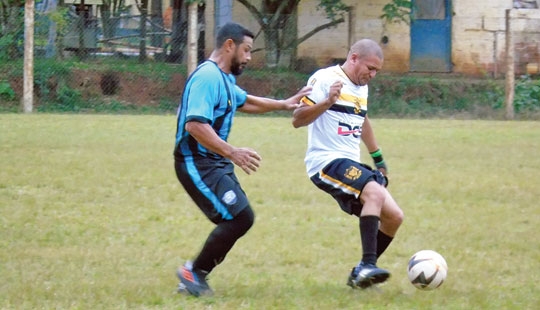 Quarentão vai definir as semis