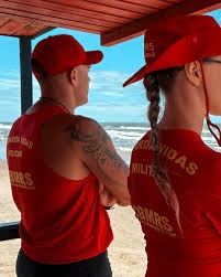 Bombeiros inscreve para a seleção de 440 salva-vidas