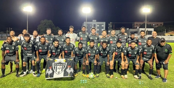 Bom Retiro goleia e vai à final do futebol sub-20